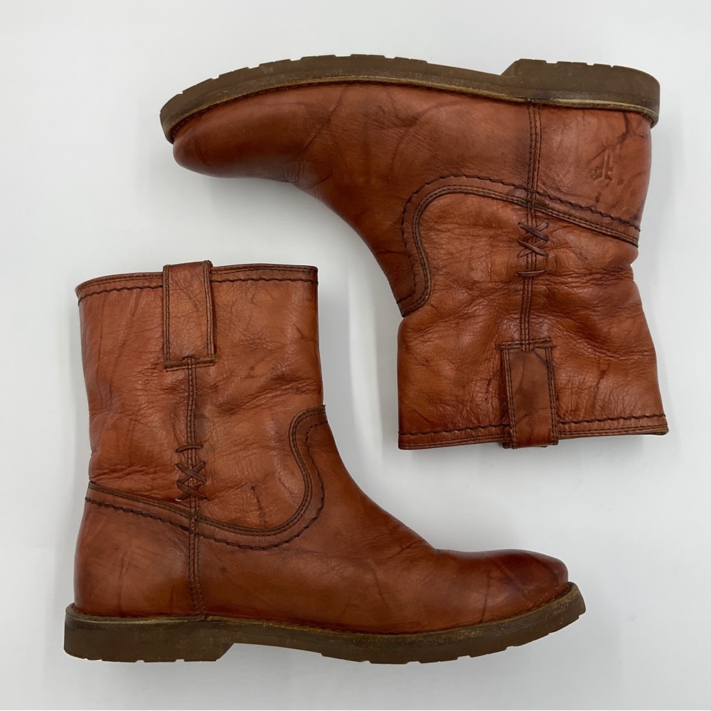 Frye EUC Anna Shortie Short Boots Stitch Side Cognac Warm Brown Gorgeous 5.5 B - Picture 10 of 16